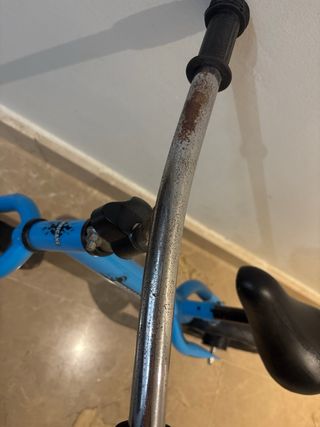 Bicicleta de equilibrio azul Hurricane