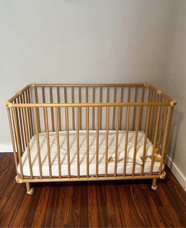Cuna plegable con ruedas Geuther