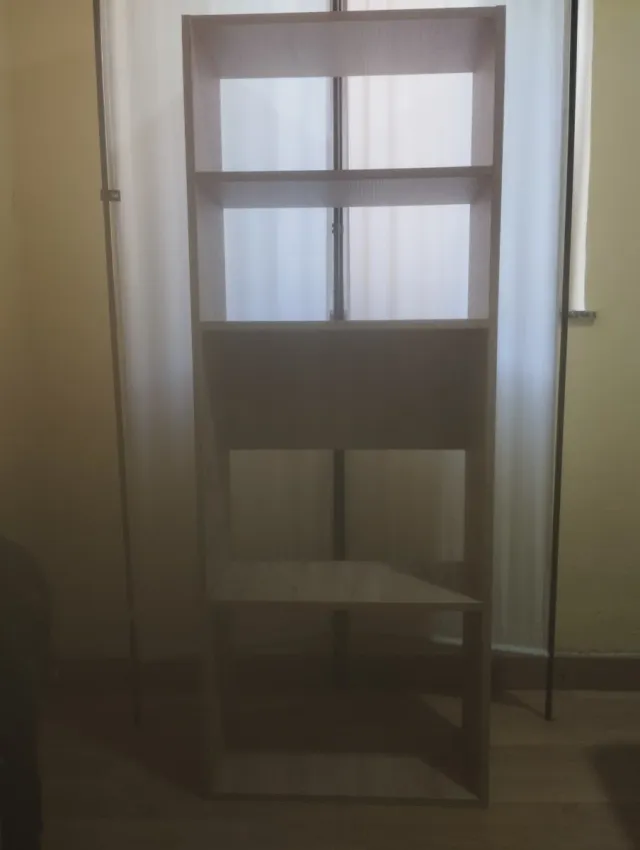 Scaffale da terra robusto a 5 scomparti beige