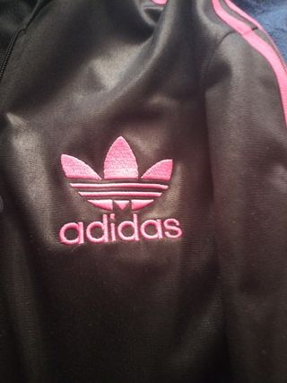 Chaqueta Adidas Negra y Rosa
