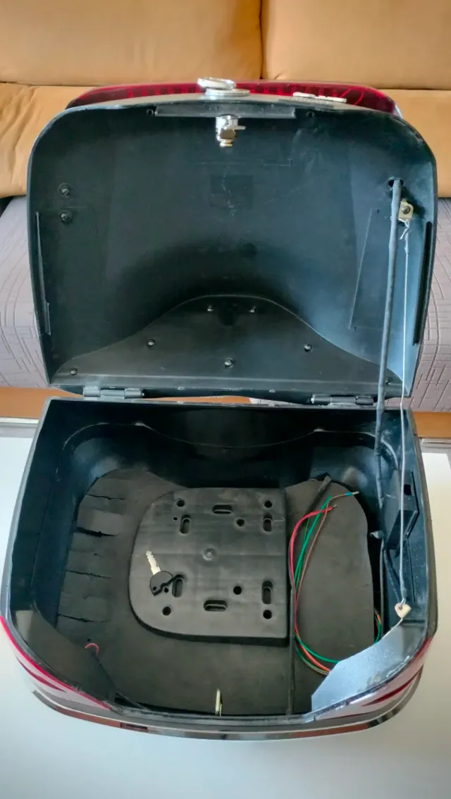 Baúl Moto Custom 45L VIP Vramack