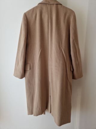 Abrigo largo beige