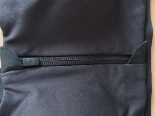 Sujetador deportivo Adidas negro cremallera