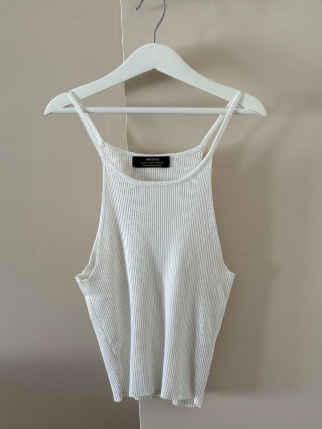 Top Bershka blanco talla S