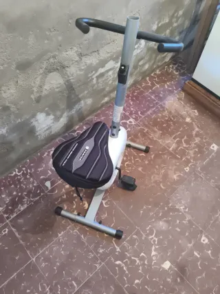 Bicicleta Estática Basic Mag