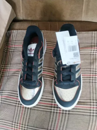 Zapatillas Adidas Talla 41 1/3 Nuevas