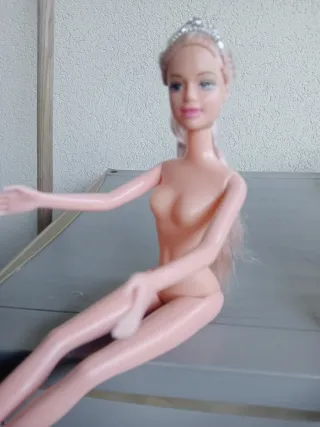 2 Barbie bambole nude con capelli biondi