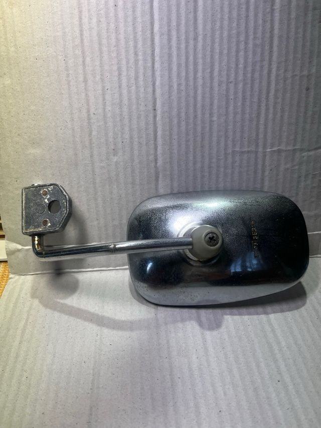 Espejo Retrovisor Coche Auto Clásico y/o antiguo.