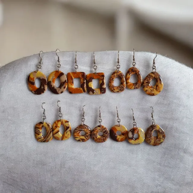 Pendientes marmolados artesanales