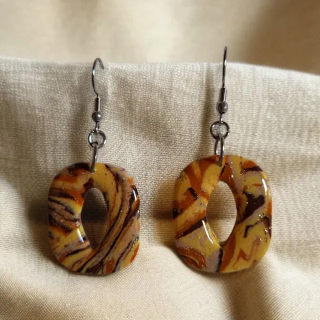 Pendientes marmolados artesanales