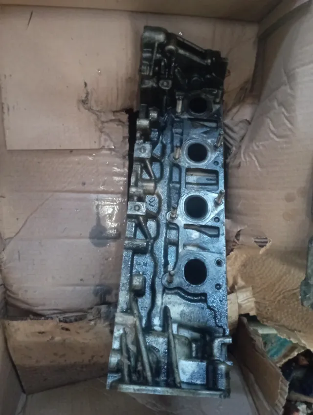 Culata Nissan X-Trail T31 (2008)