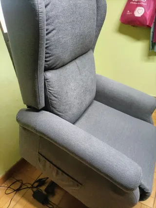 Sedia reclinabile, lo schienale è sollevato