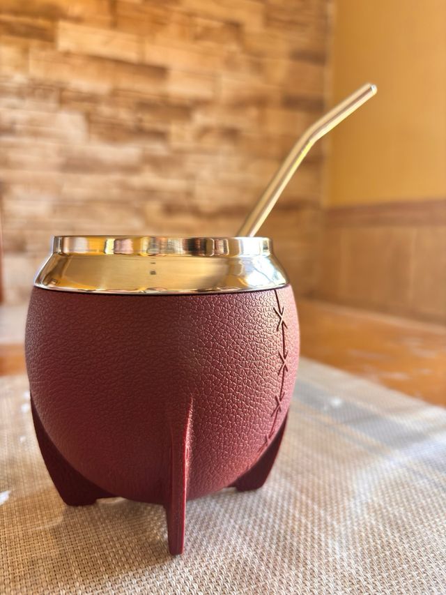 Mate y Recipiente Yerba 10