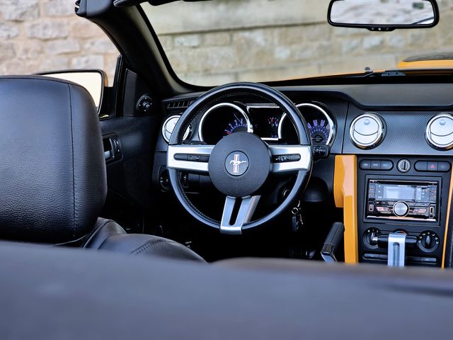 FORD MUSTANG GT PREMIUM 4.6 305 CV DE REESTRENO!!!