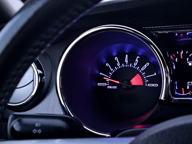 FORD MUSTANG GT PREMIUM 4.6 305 CV DE REESTRENO!!!