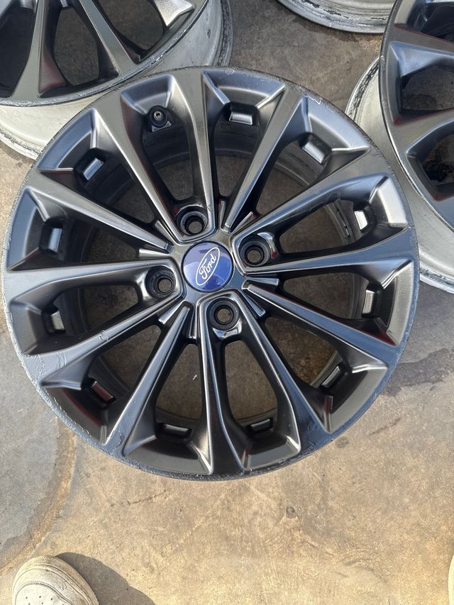 Llantas Ford Fiesta 16” mk6.