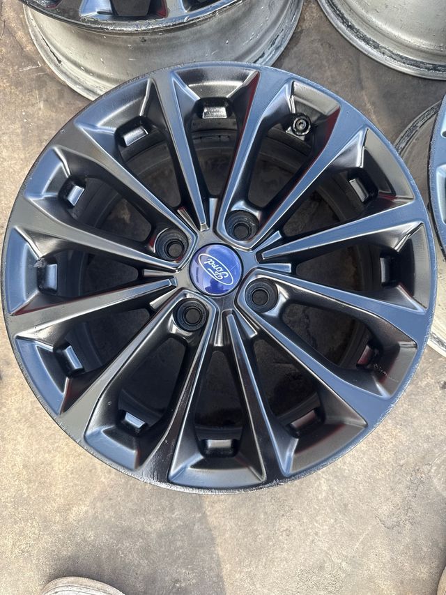 Llantas Ford Fiesta 16” mk6.
