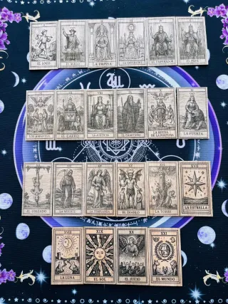 Baraja Tarot Madera Grabada