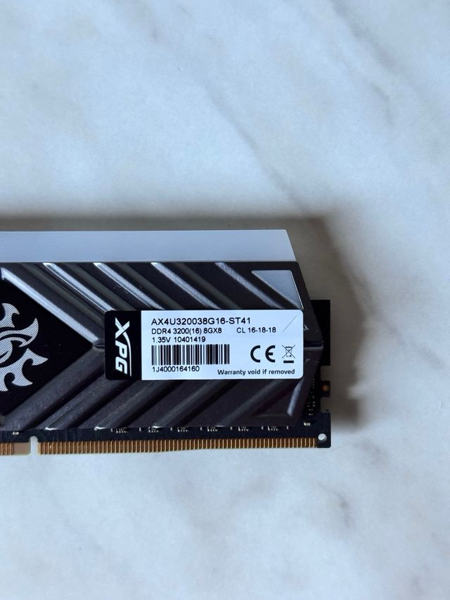 XPG D41 32GB (4x8GB)