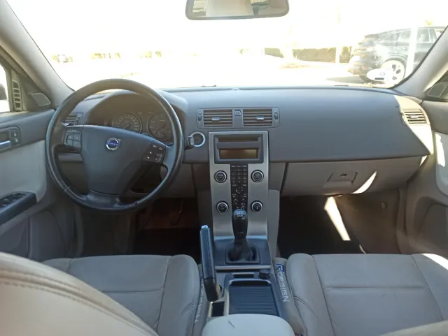 Volvo V50 año 2008 sólo 175000 km etiqueta C