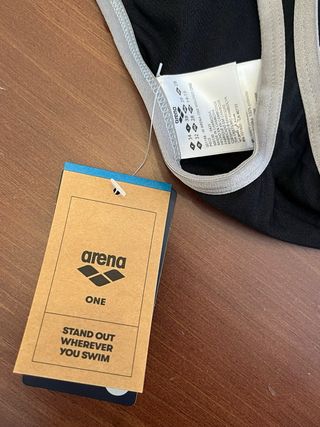 Bañador Arena Mujer Negro y Metalizado