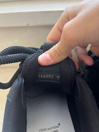 Louis Vuitton LV Skate nere taglia 45
