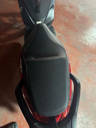 Piaggio Medley S ABS 125cc Roja (granate)