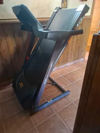 Cinta de correr Tecnovita EVO BH300