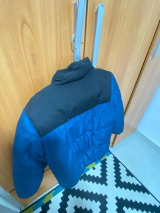 Giacca invernale blu e nera per bambini