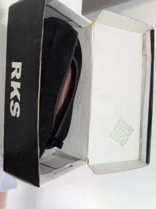 Bailarinas RKS nuevas con caja y lazo decorativo