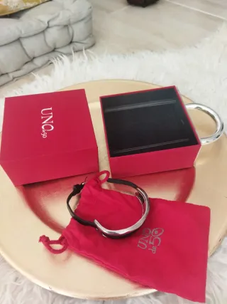 Pulsera Uno de 50 Unisex Negra y Plateada