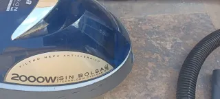 Aspirador Ufesa Cyclonic