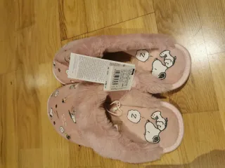 Zapatillas Snoopy rosas