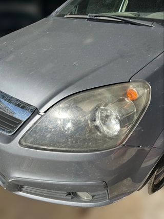 FARO IZQUIERDO OPEL ZAFIRA B FAMILY 1.9 CDTI 2005