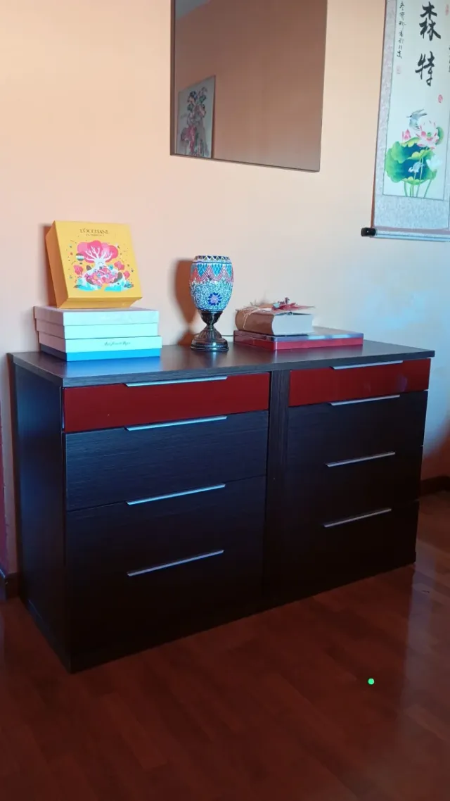 Dormitorio: Cama 1,50 + 2 Mesillas + Cómoda