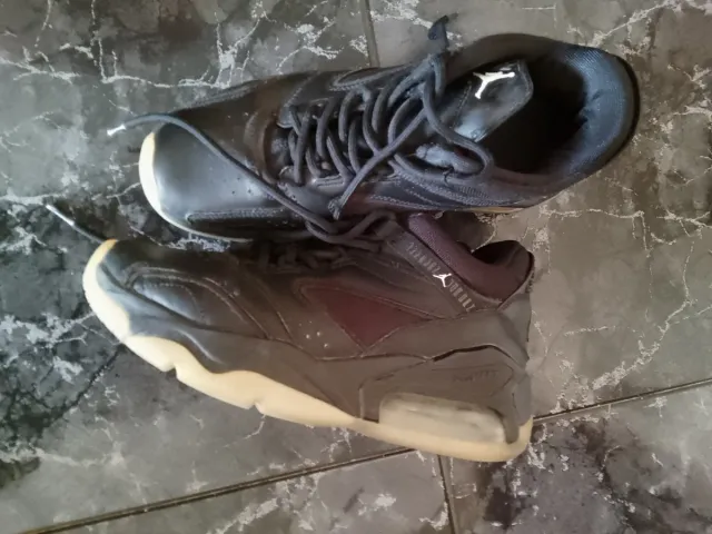 Zapatillas Jordan Negras Talla 39