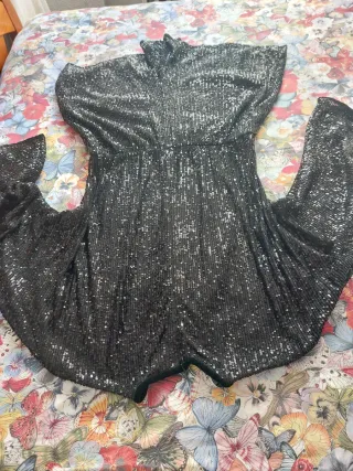 Mono fiesta lentejuelas negro Zara Talla L