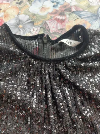 Mono fiesta lentejuelas negro Zara Talla L