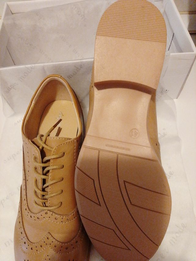 Zapatos de cordones mujer marrones