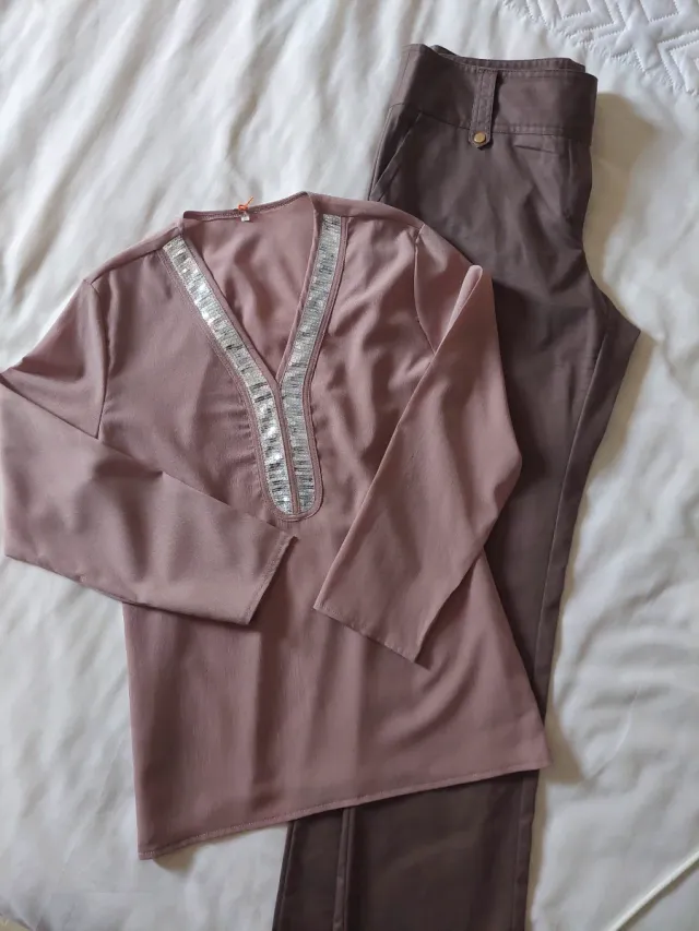 Conjunto blusa y pantalón