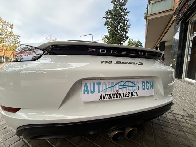 Porsche 718 Boxster S 2017