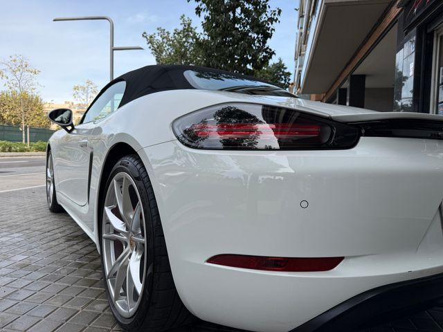 Porsche 718 Boxster S 2017