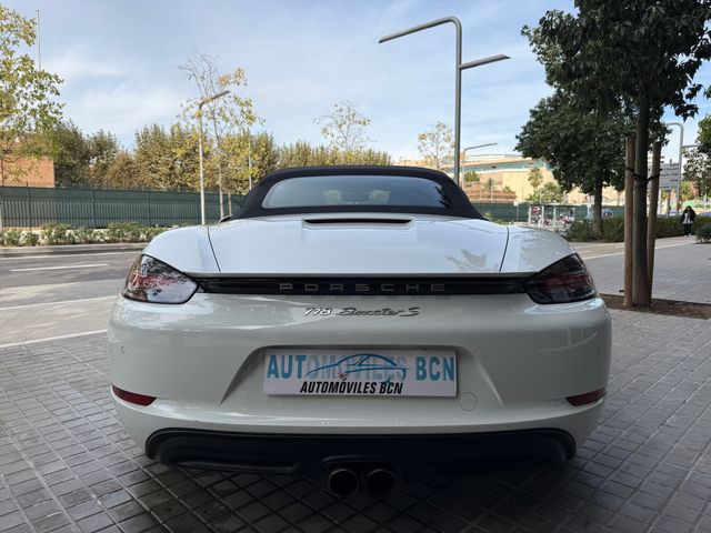 Porsche 718 Boxster S 2017