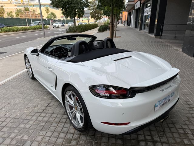 Porsche 718 Boxster S 2017