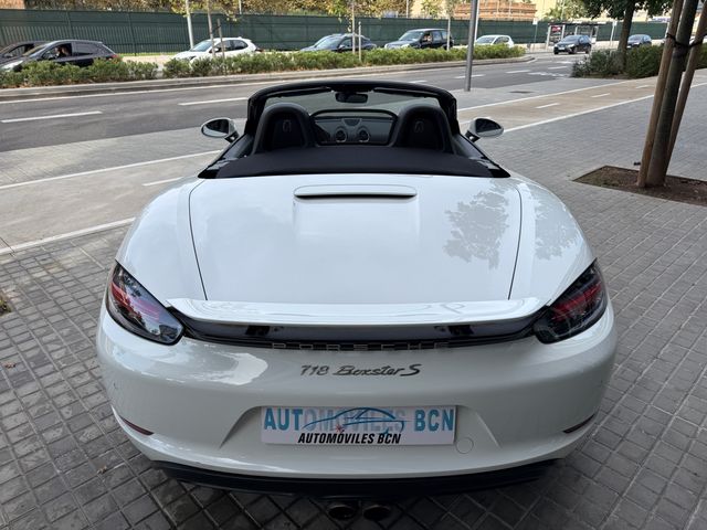 Porsche 718 Boxster S 2017
