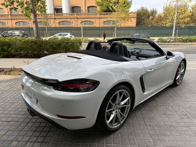Porsche 718 Boxster S 2017