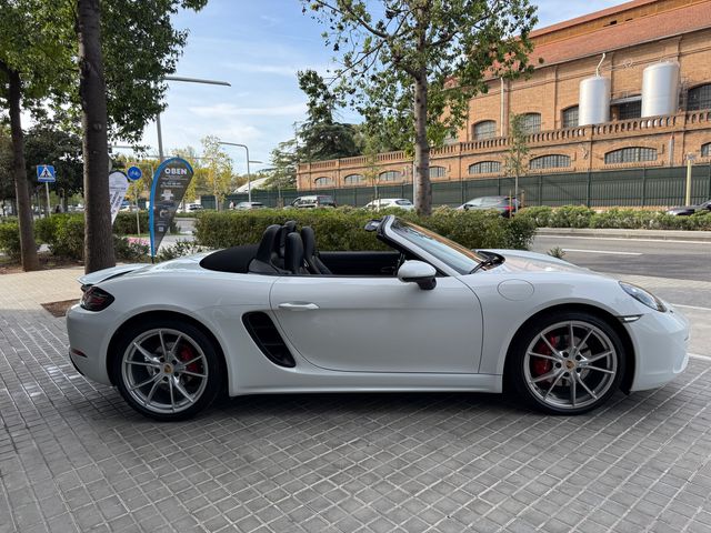 Porsche 718 Boxster S 2017