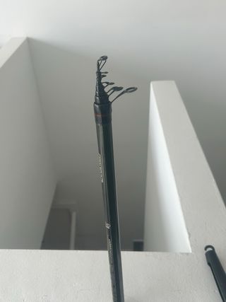 Caña de pescar y carrete