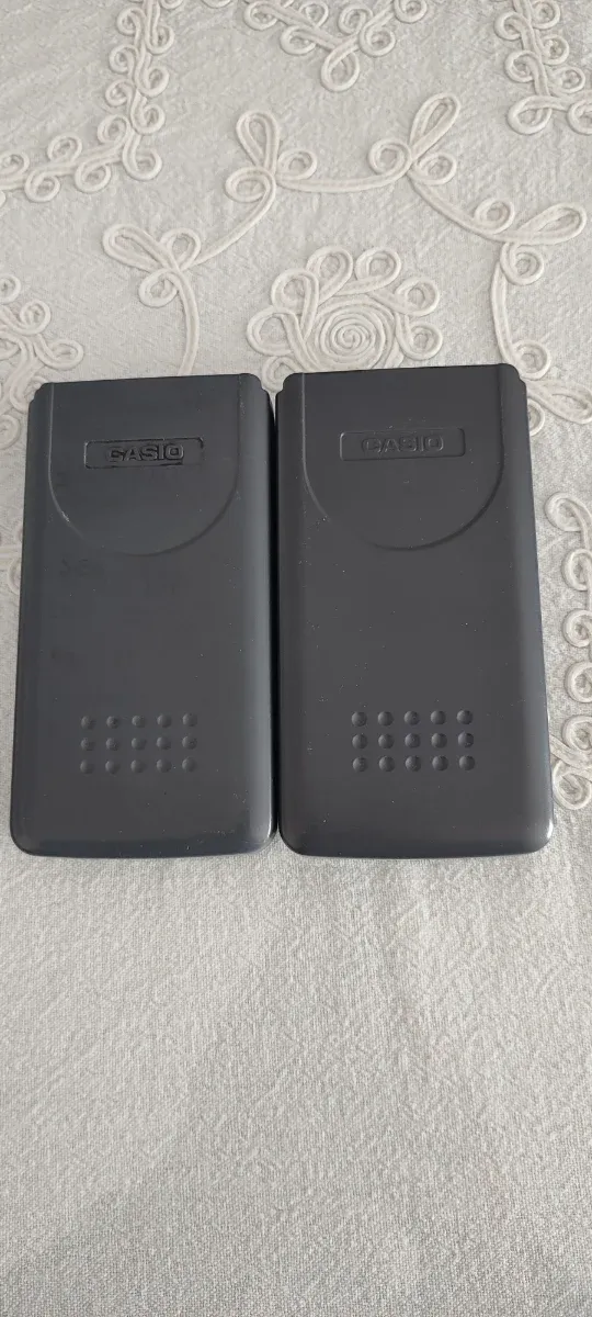 2 Calculadoras Casio fx-82SX