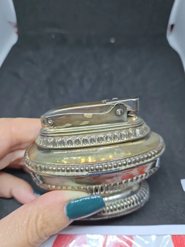 Accendino da tavolo vintage Ronson